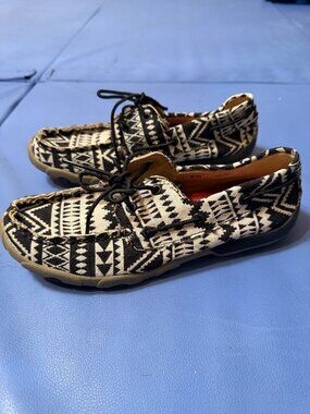 8M Twisted X Women's Black and White Aztec Mocc
